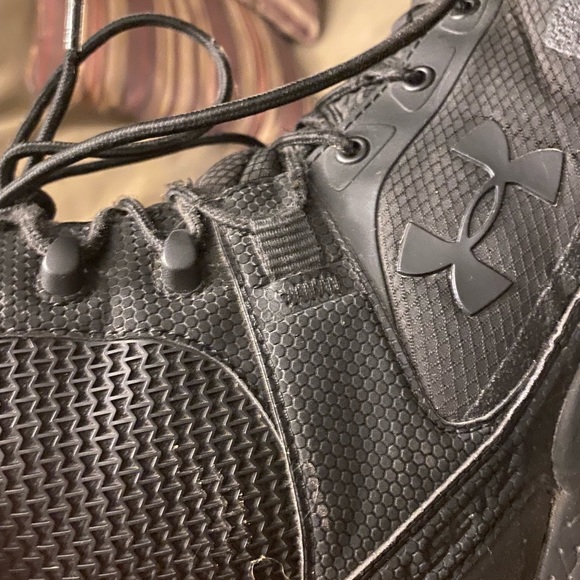 8.5 UA Valsetz RTS 1.5 Side Zip Tactical Boots - Picture 2 of 4